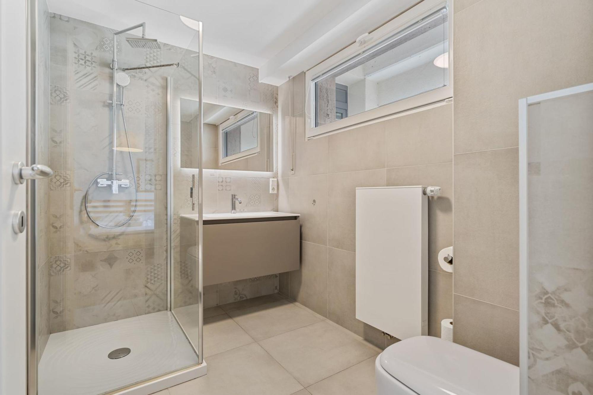 Central Lux 2Br Apt With City Views & Balcony Luxembourg Exterior photo