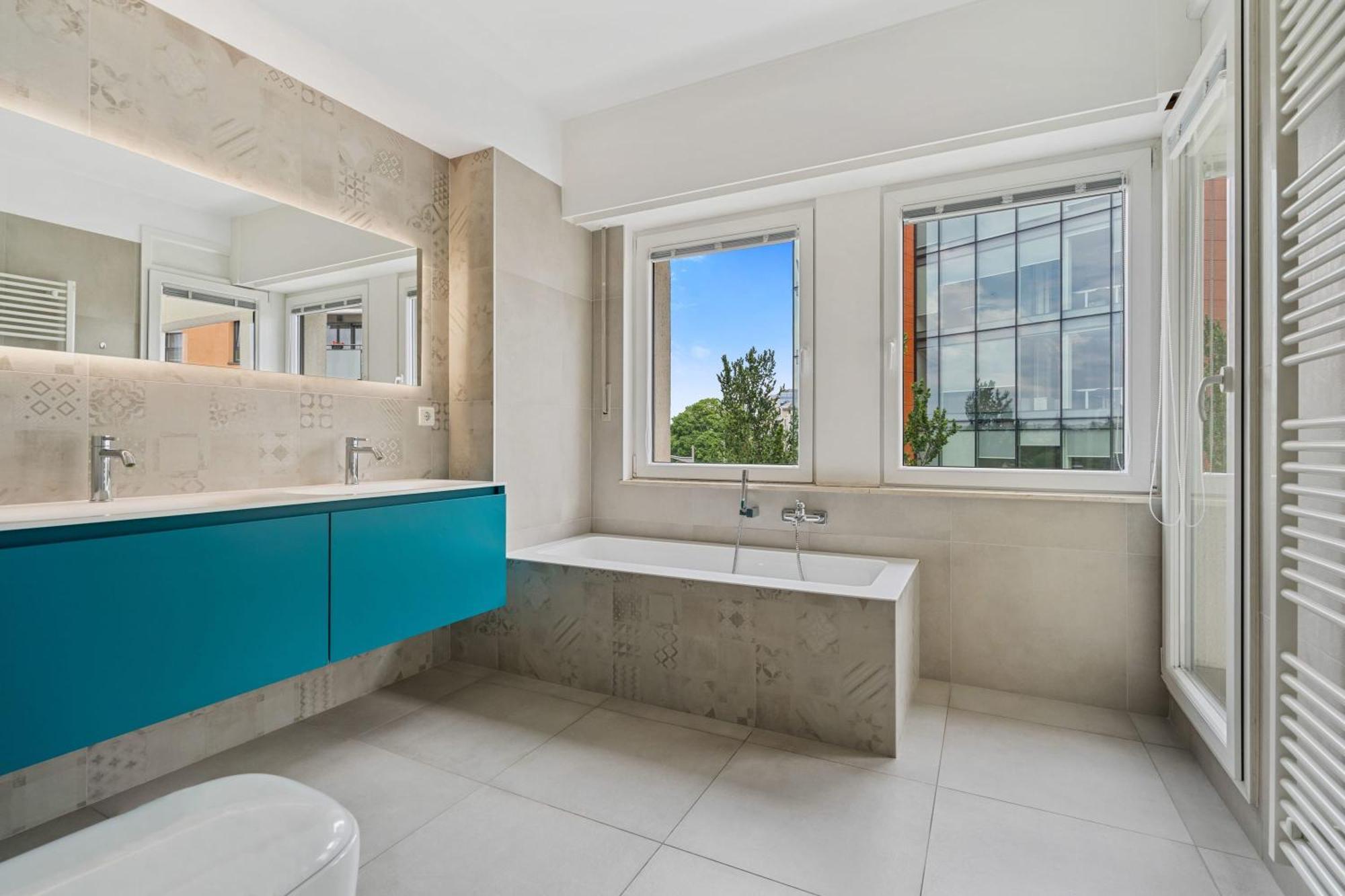 Central Lux 2Br Apt With City Views & Balcony Luxembourg Exterior photo