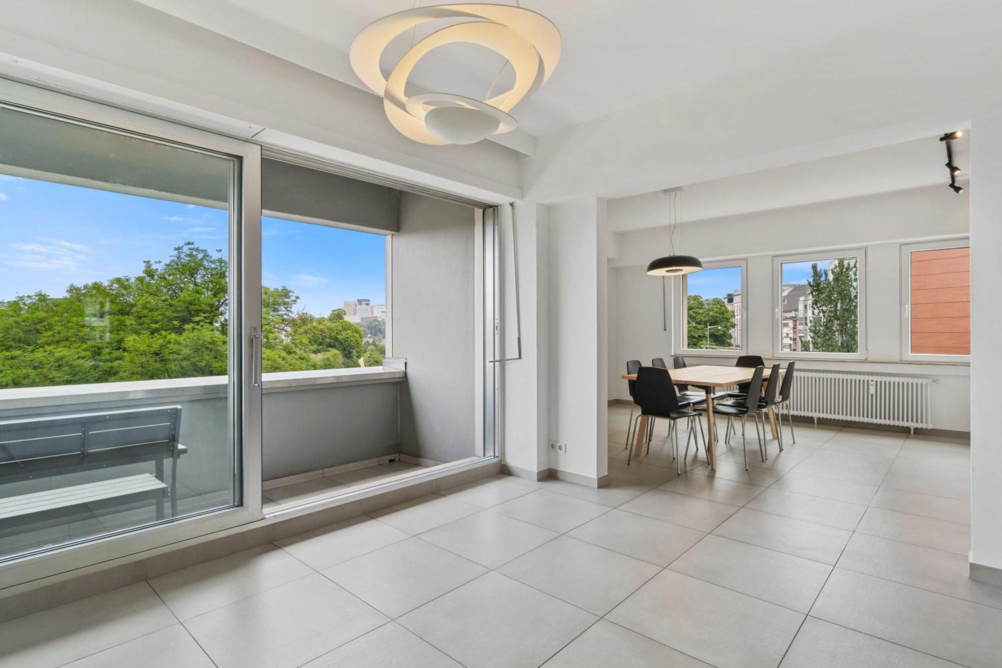 Central Lux 2Br Apt With City Views & Balcony Luxembourg Exterior photo